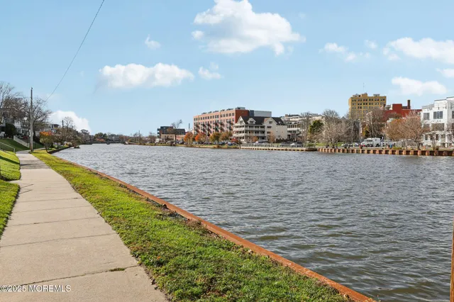 $1,100,000 | 60 Lake Avenue, Ocean Grove, NJ 07756