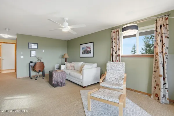 $1,149,000 | 1149 Dunromin Road, Priest River, ID 83856