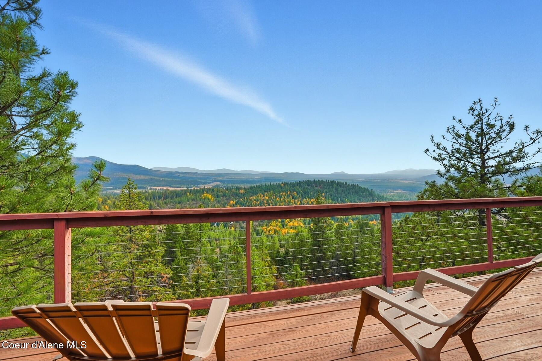 1149 Dunromin Road Priest River, ID 83856 - Photo 27 of 53 Deck railing scenic vista