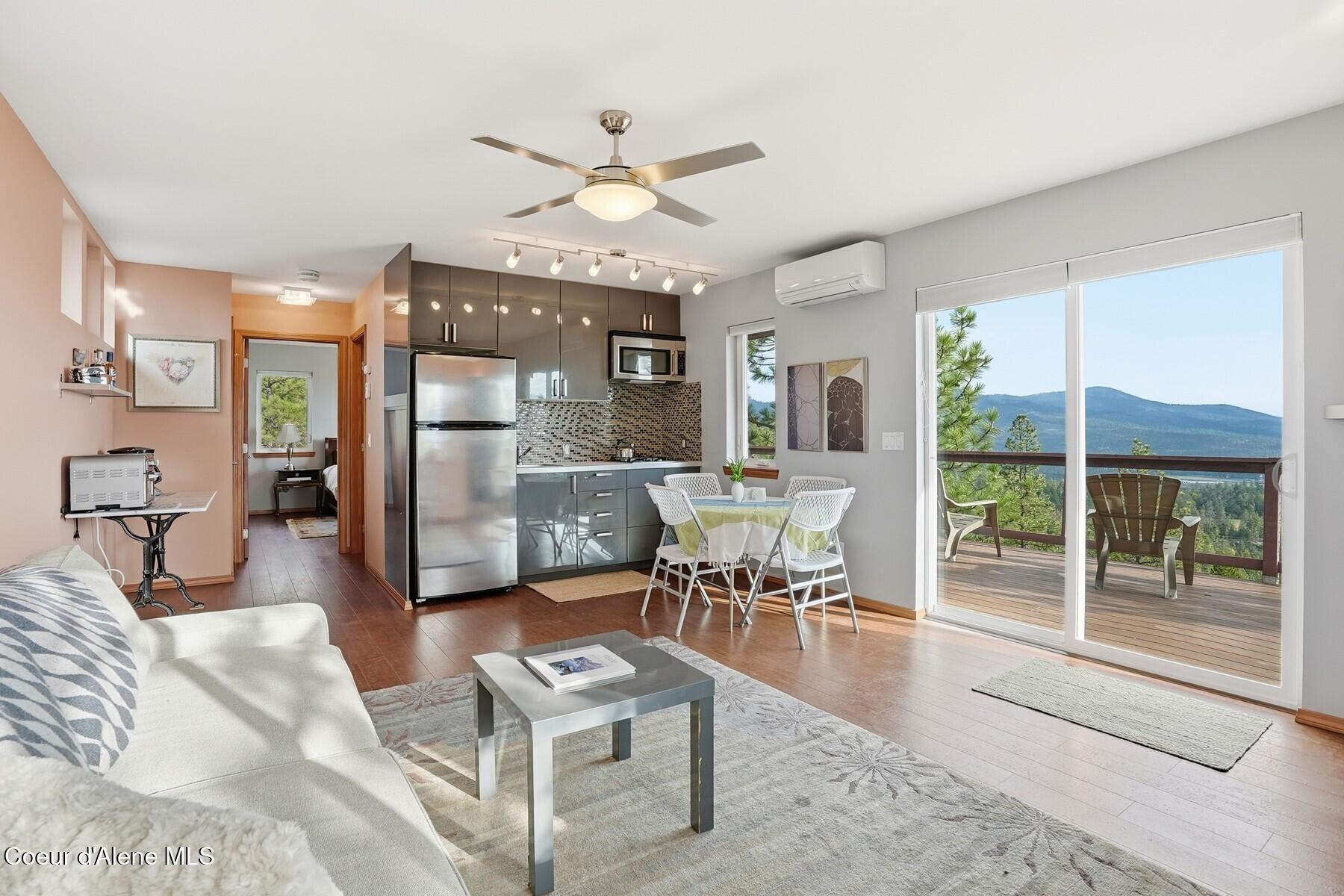 1149 Dunromin Road Priest River, ID 83856 - Photo 29 of 53 Bright guest quarters