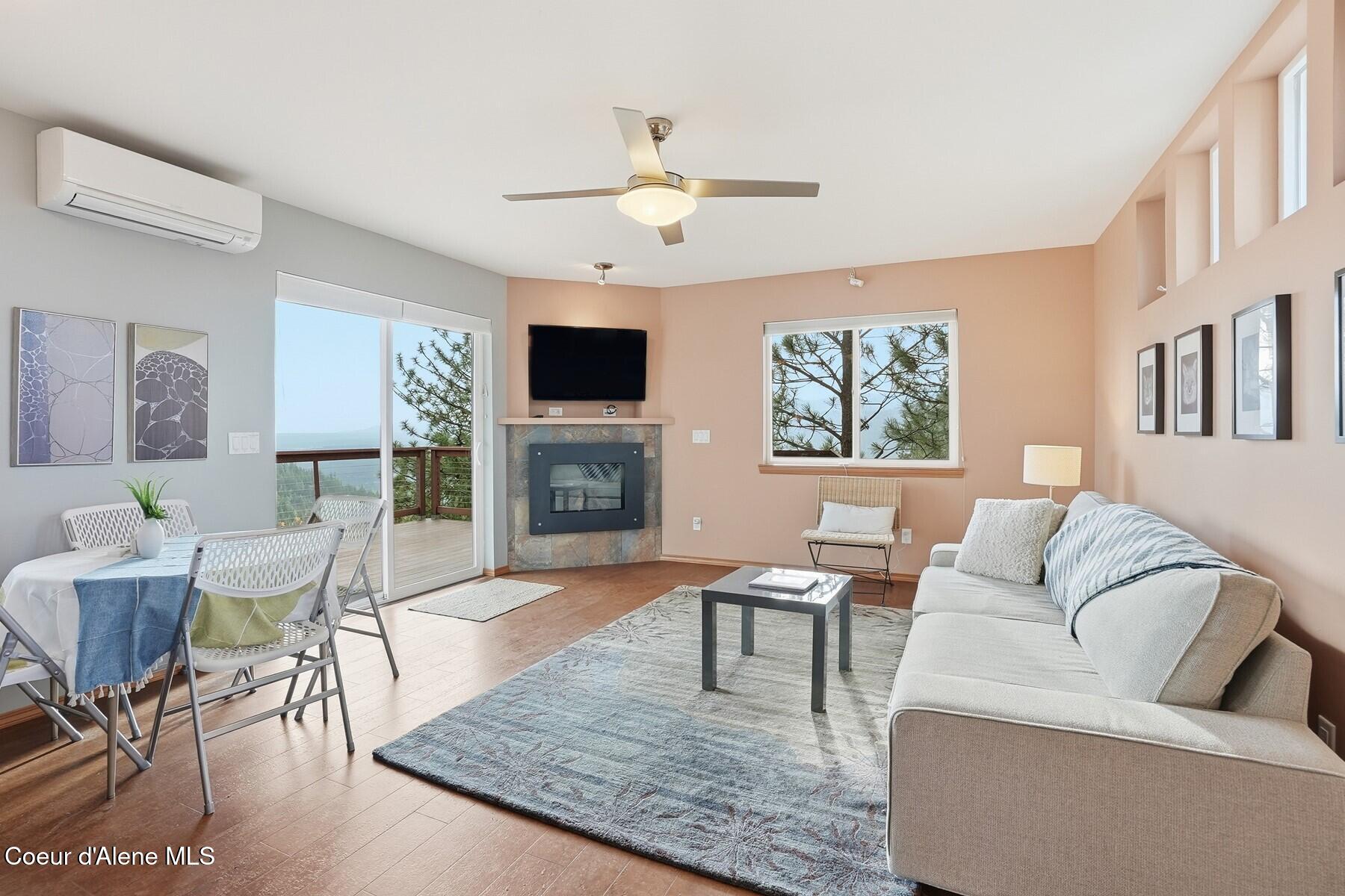 1149 Dunromin Road Priest River, ID 83856 - Photo 30 of 53 Guest quarters bright windows