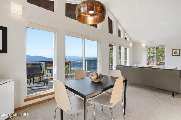 $1,149,000 | 1149 Dunromin Road, Priest River, ID 83856