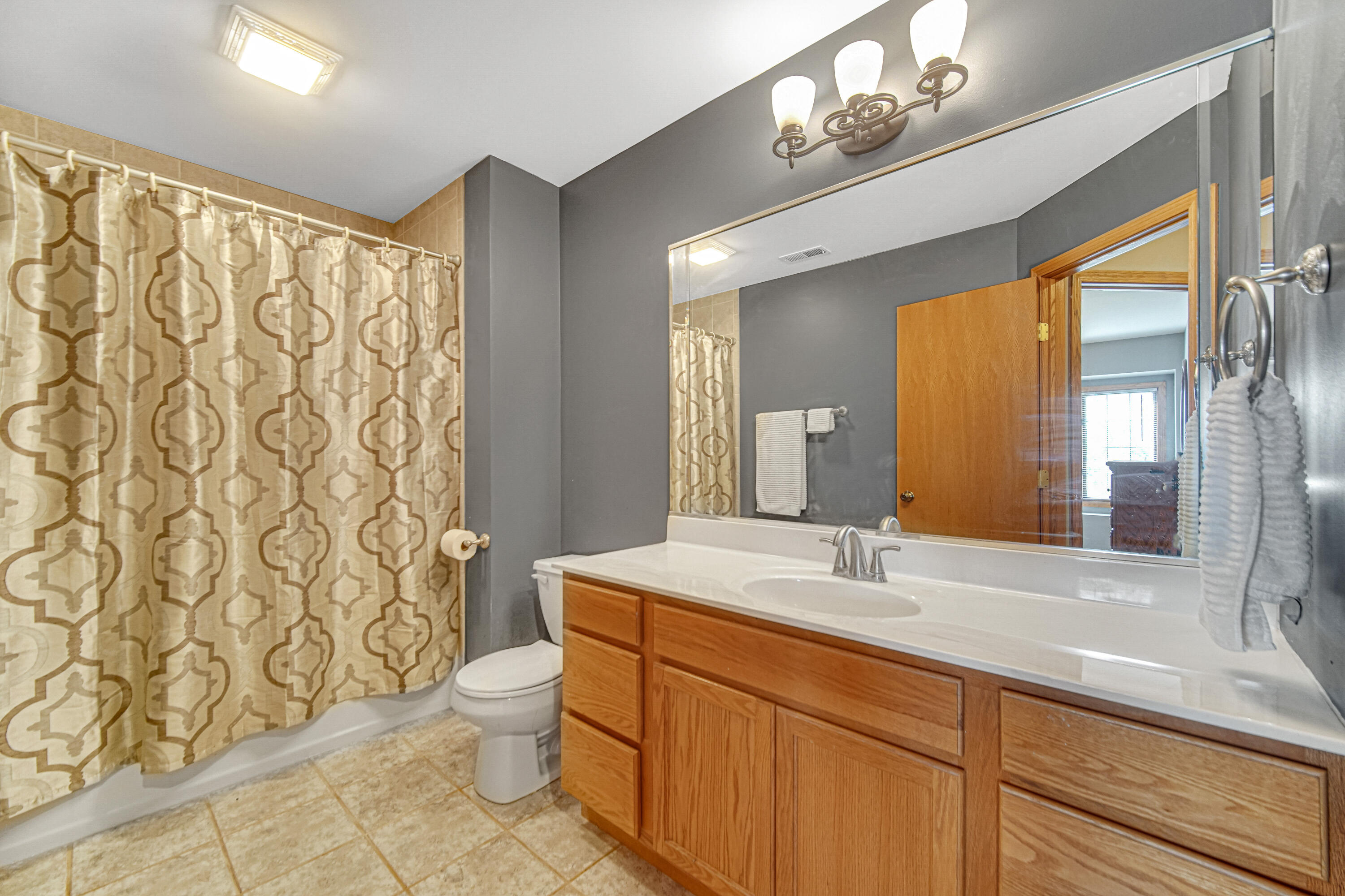 1439 Edgewater Road Crown Point, IN 46307 - Photo 19 of 29 3000x2000