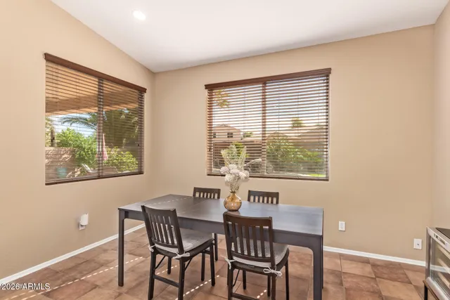 $575,000 | 2115 West Branham Lane, Phoenix, AZ 85041