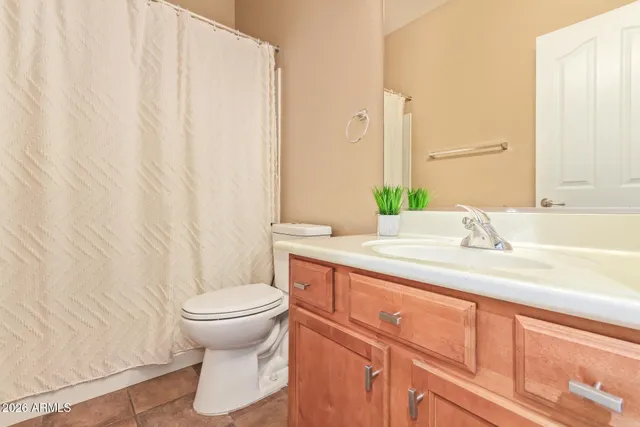 $575,000 | 2115 West Branham Lane, Phoenix, AZ 85041