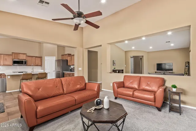 $575,000 | 2115 West Branham Lane, Phoenix, AZ 85041