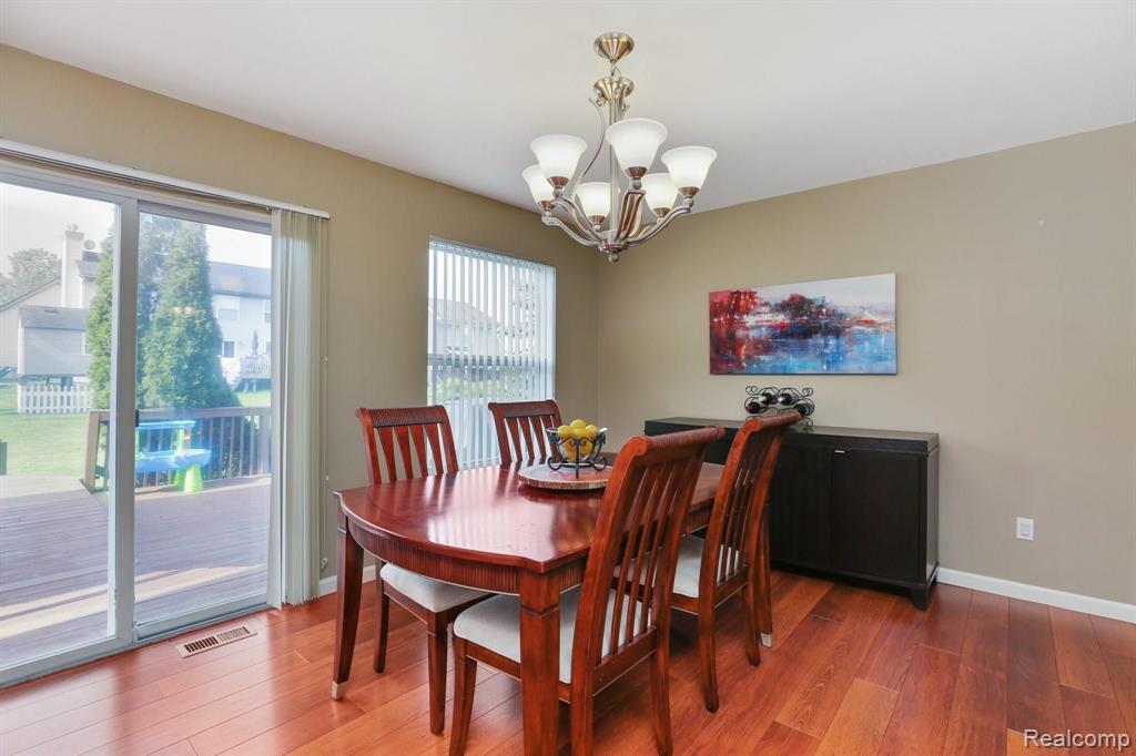 375 Natanna Drive Howell, MI 48843 - Photo 14 of 35