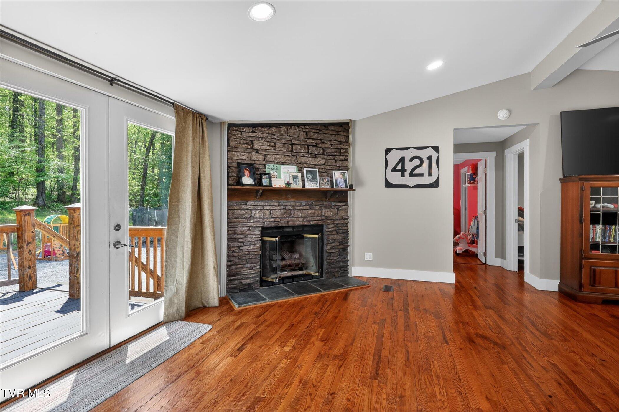 263 Big Springs Road Elizabethton, TN 37643 - Photo 10 of 38 10-263-Big-Springs-Rd-WindowStill-Photog