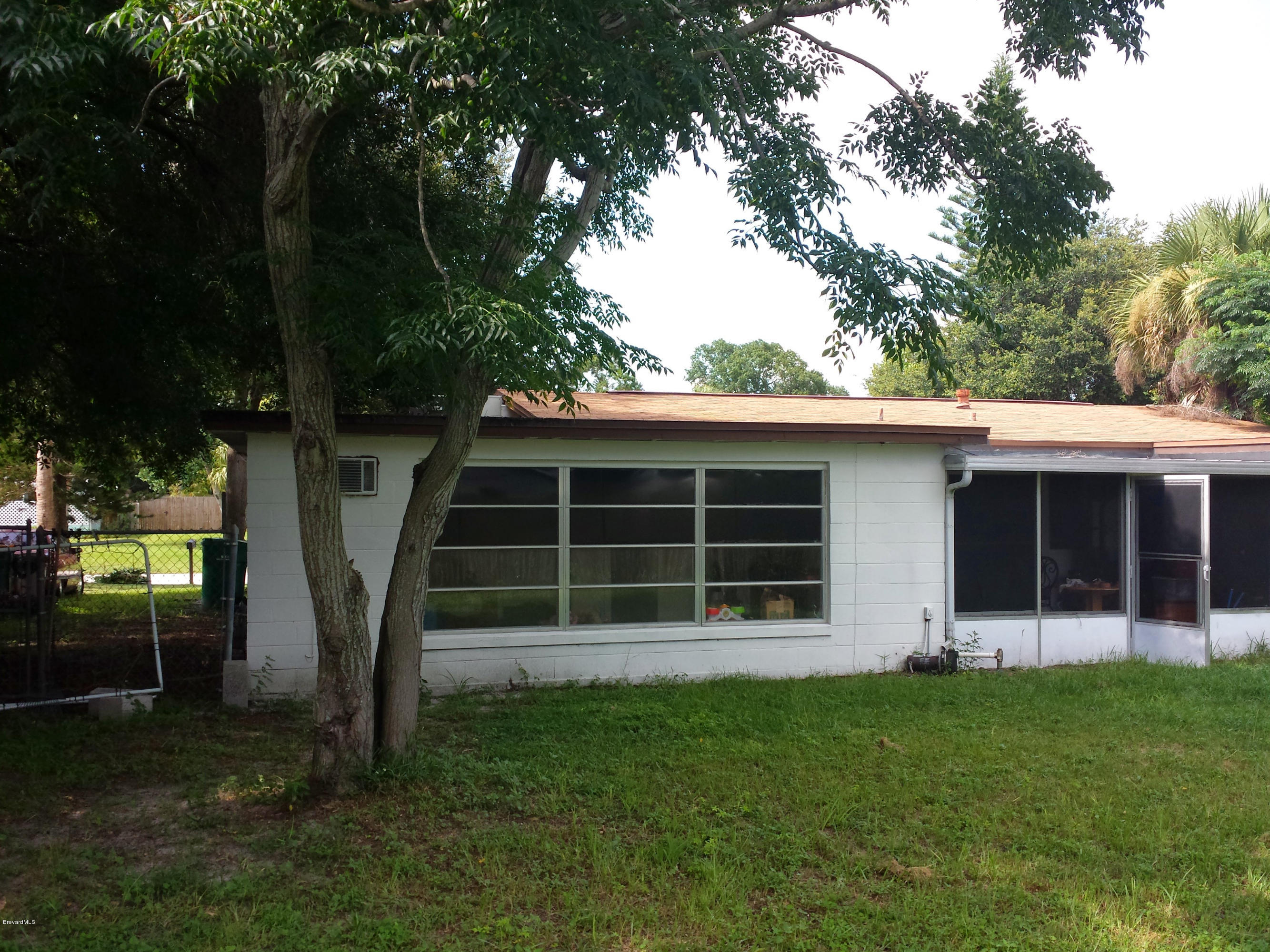 2521 Coventry Road Melbourne, FL 32935 - Photo 3 of 4 20140728_164140