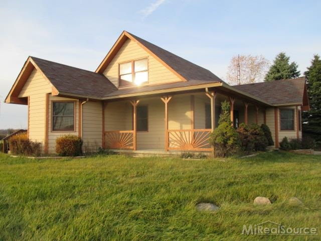 470 West Burnside Road Fostoria, MI 48435 - Photo 3 of 25