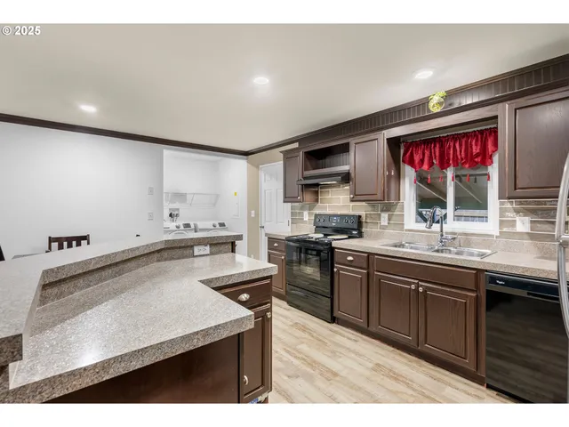 $175,000 | 13620 Southwest Beef Bend Road, Unit 97, Tigard, OR 97224