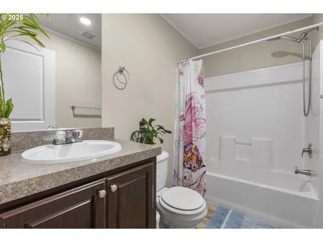 $175,000 | 13620 Southwest Beef Bend Road, Unit 97, Tigard, OR 97224