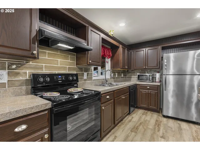 $175,000 | 13620 Southwest Beef Bend Road, Unit 97, Tigard, OR 97224