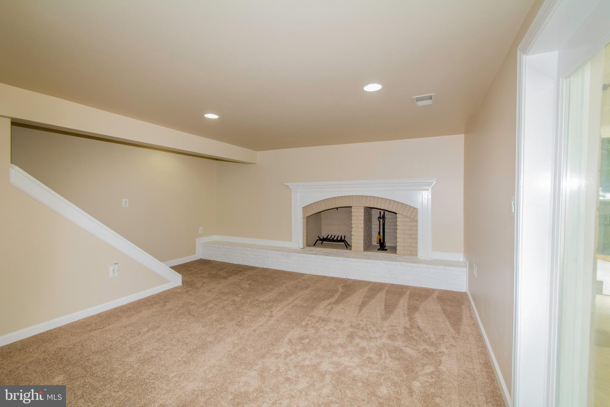 1990 Valley Road Annapolis, MD 21401 - Photo 60 of 74 Wood burning fireplace