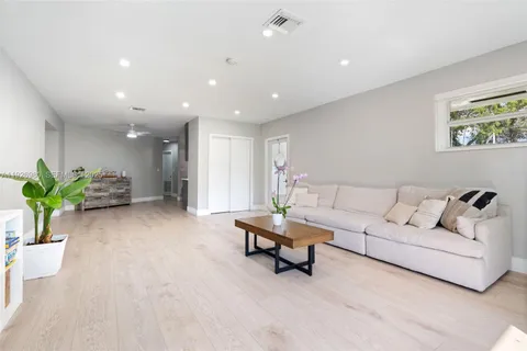 $1,275,000 | 10650 Northeast 11th Court, Miami Shores, FL 33138