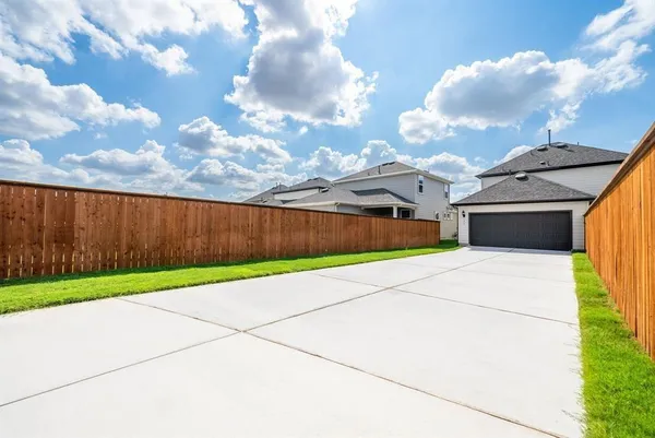 $2,050 | 123 Watkinville Road, Hutto, TX 78634