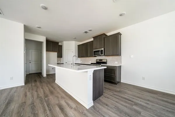 $2,050 | 123 Watkinville Road, Hutto, TX 78634