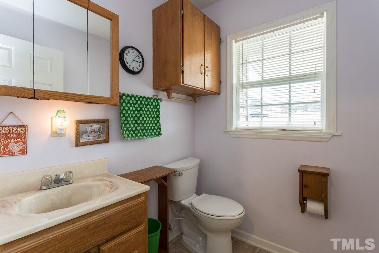6201 Battle Bridge Road Raleigh, NC 27610 - Photo 12 of 30