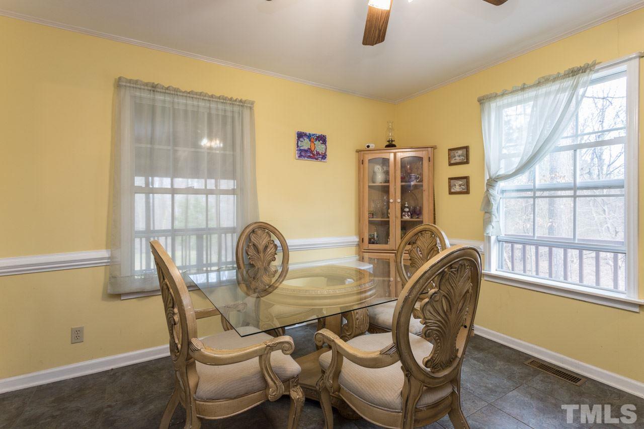 6201 Battle Bridge Road Raleigh, NC 27610 - Photo 7 of 30