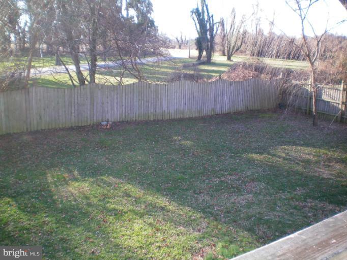 613 Truxton Road Annapolis, MD 21409 - Photo 13 of 24 a view of backyard with tree