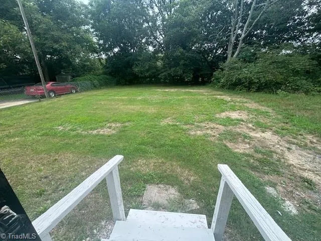 $900 | 774 Clemmonsville Circle, Winston-Salem, NC 27107