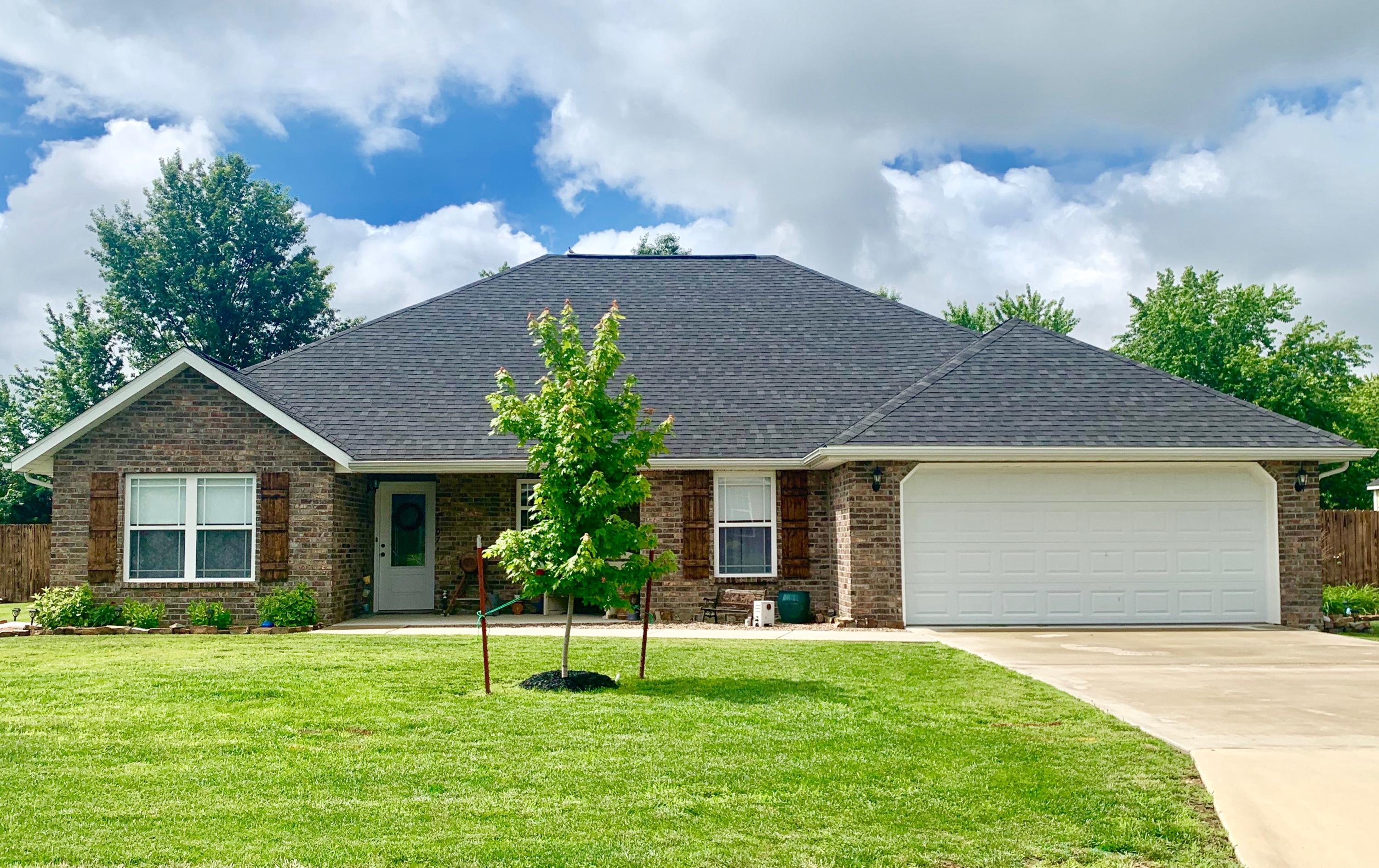 2107 Simplicity Way Neosho, MO 64850 - Photo 1 of 1 IMG_6300