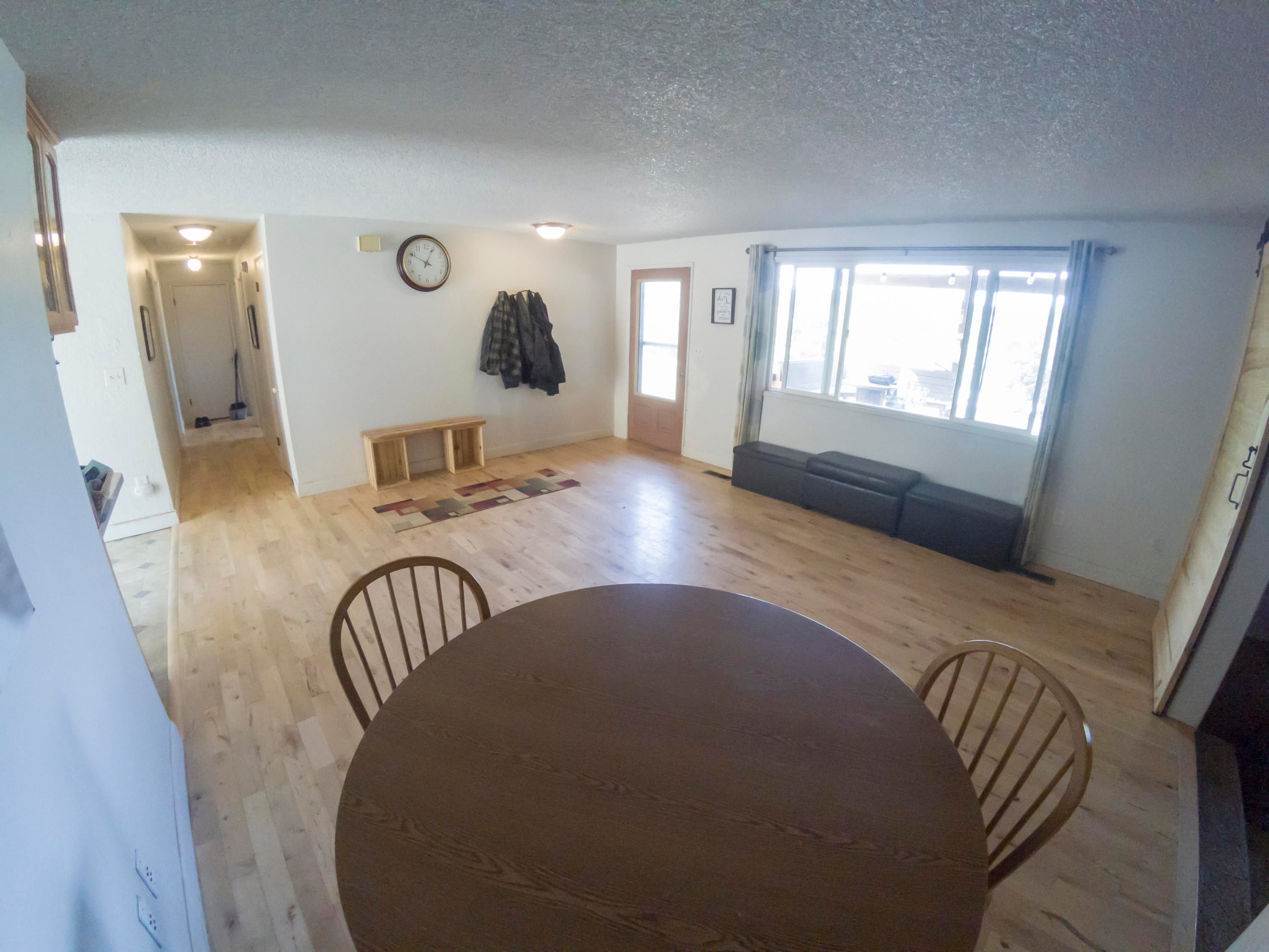 4606 Tioga Way Central Point, OR 97502 - Photo 6 of 29 GOPR3601