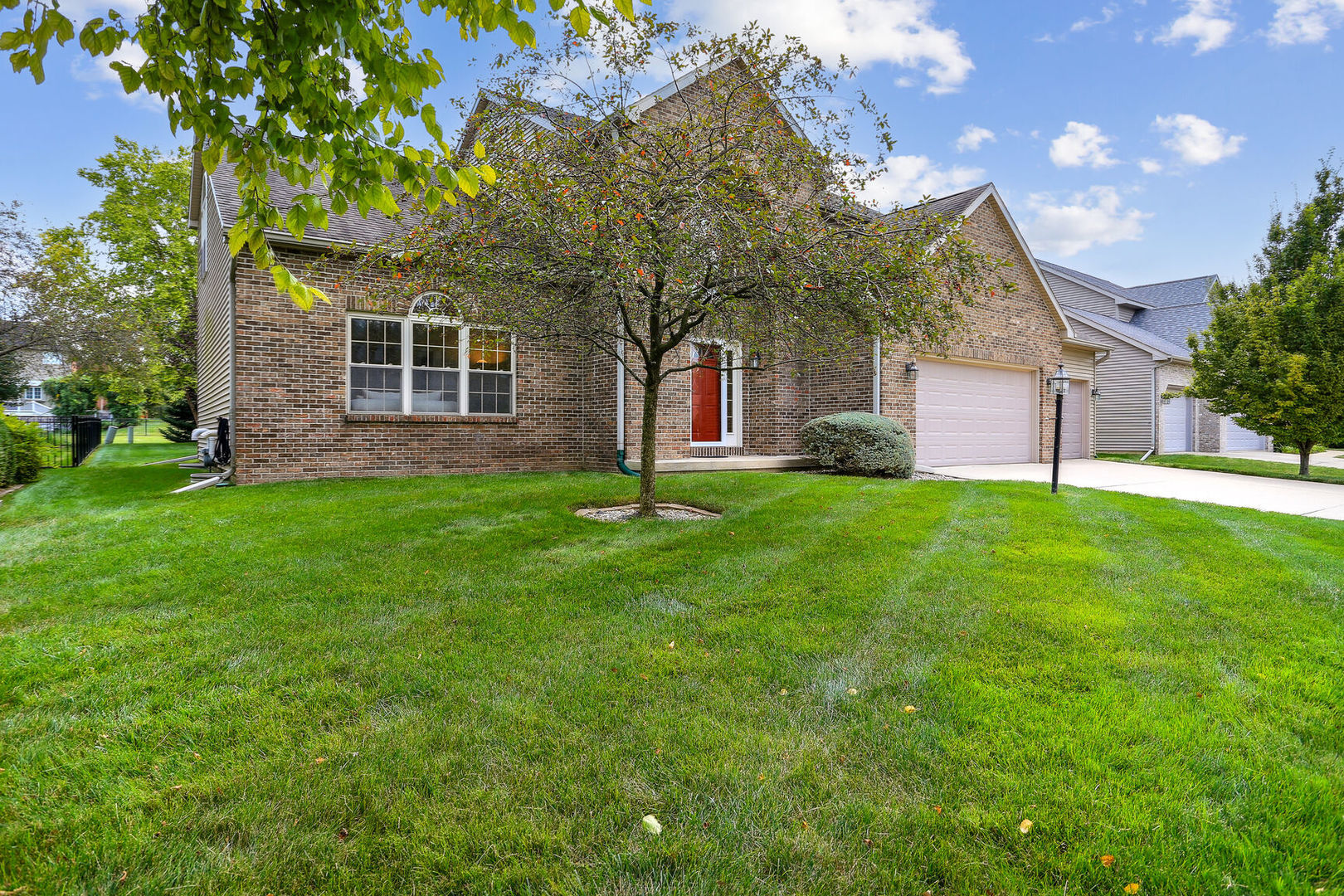 1810 Benodot Street Champaign, IL 61822 - Photo 1 of 40 Gallery Image 1