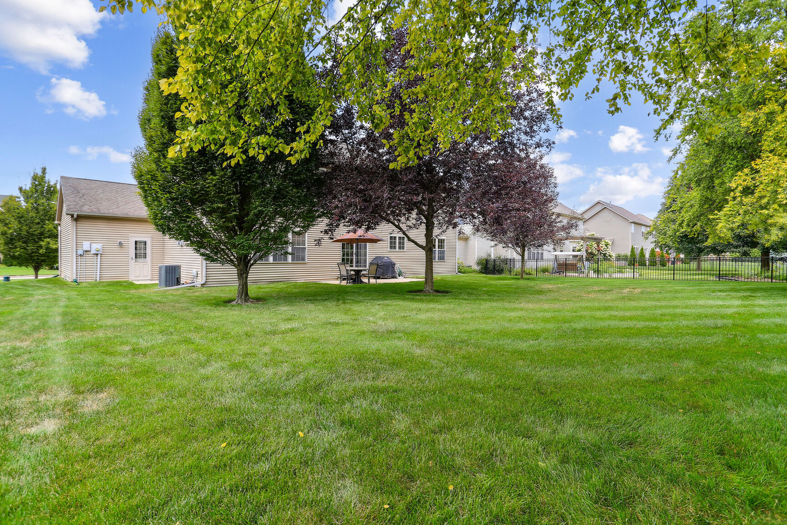 1810 Benodot Street Champaign, IL 61822 - Photo 35 of 40 Gallery Image 35