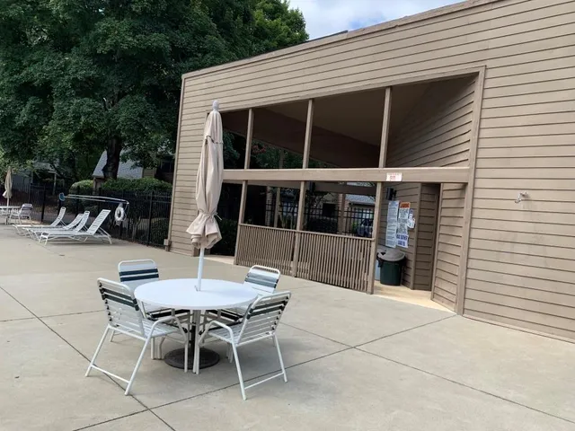 $1,990 | 2004 Parkaire Crossing, Marietta, GA 30068