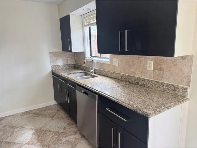 $1,990 | 2004 Parkaire Crossing, Marietta, GA 30068