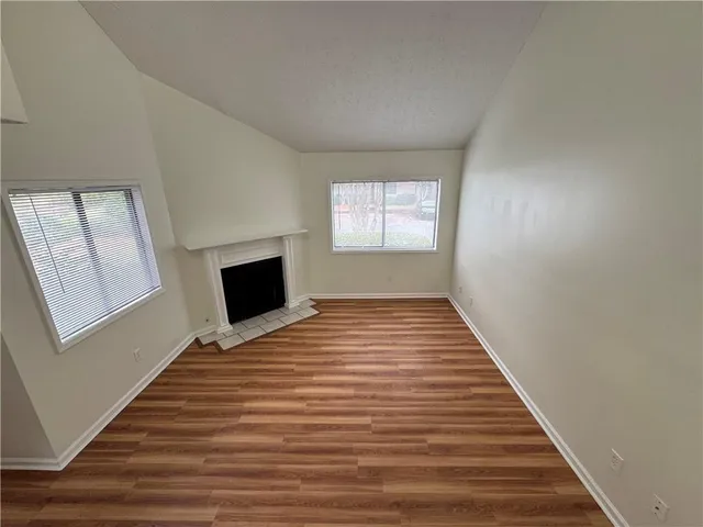 $1,990 | 2004 Parkaire Crossing, Marietta, GA 30068