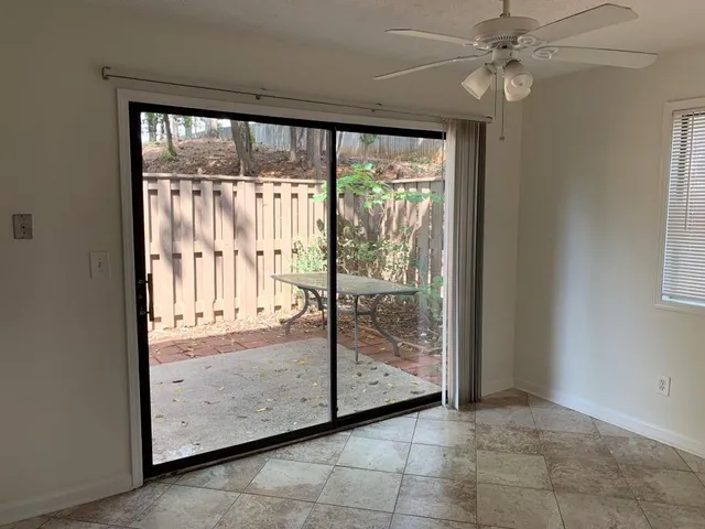 $1,990 | 2004 Parkaire Crossing, Marietta, GA 30068