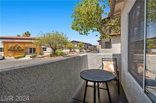 $2,401 | 540 West Horizon Ridge Parkway, Unit 6201, Henderson, NV 89012