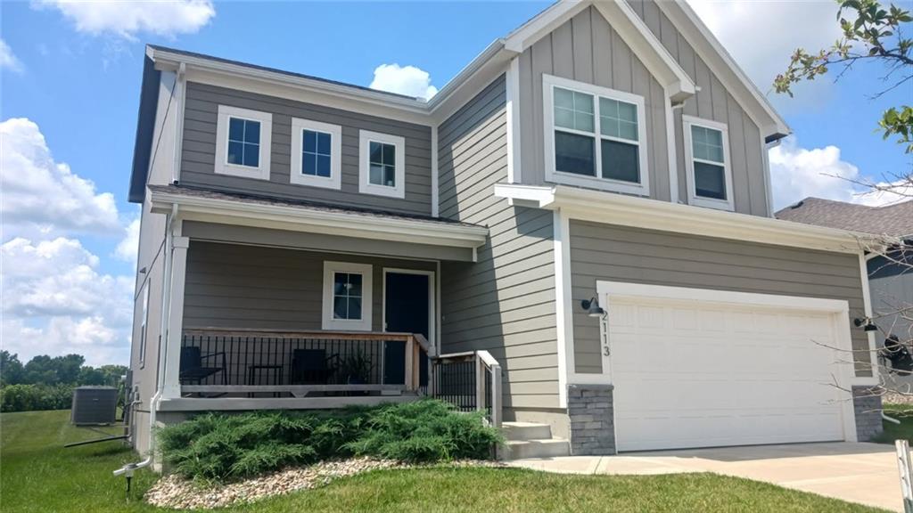 2113 Southwest Rutherford Drive Lee's Summit, MO 64082 - Photo 2 of 6