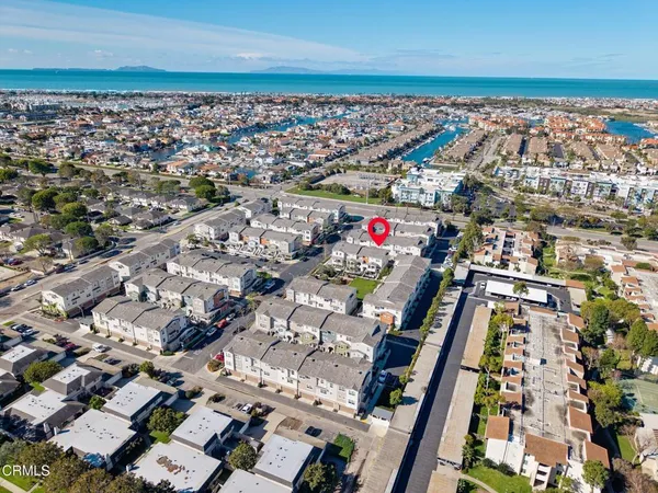 a view of a fountain in the patio with a fountain