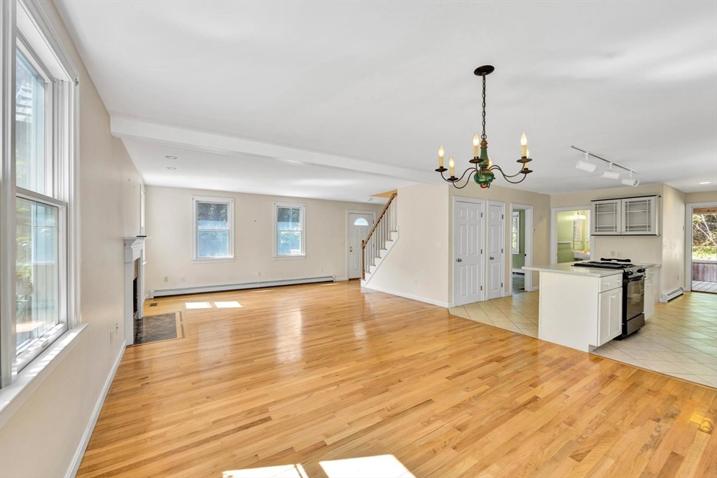 193 Wayside Road Brewster, MA 02645 - Photo 6 of 31 Gallery Image 6