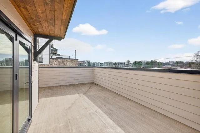 $889,000 | 4810 Moonview Lane, Sugar Hill, GA 30518