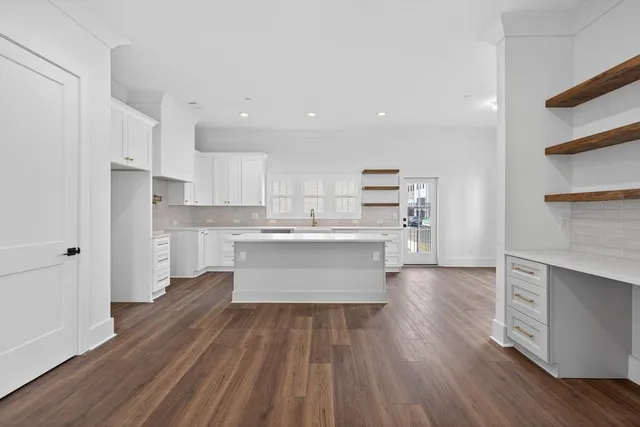 $889,000 | 4810 Moonview Lane, Sugar Hill, GA 30518