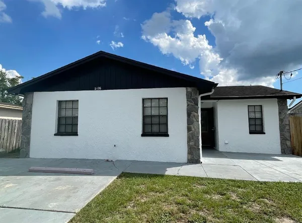 $2,400 | 2126 West Grace Street, Tampa, FL 33607