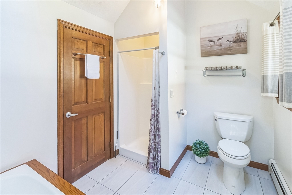 10 Daniels Road Mendon, MA 01756 - Photo 19 of 34 Gallery Image 19