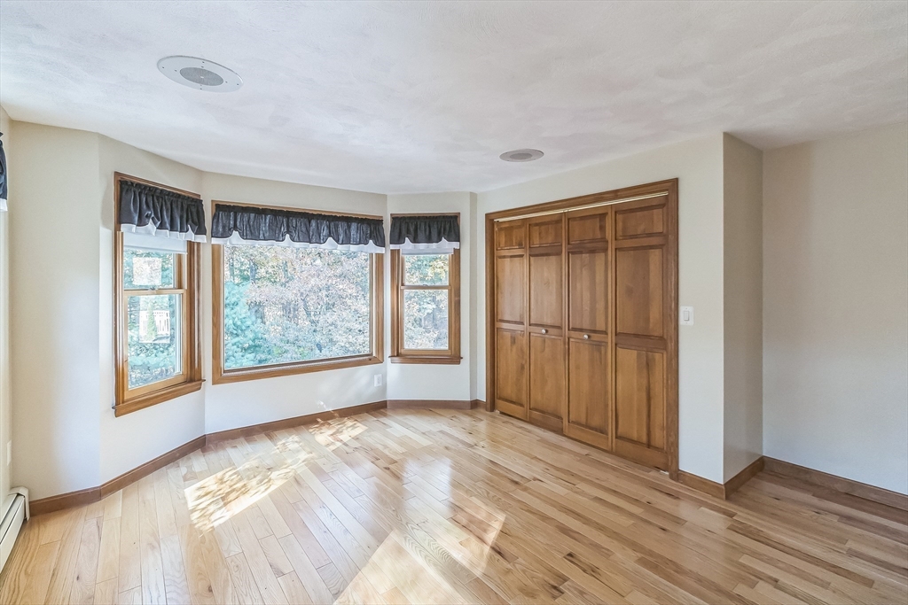 10 Daniels Road Mendon, MA 01756 - Photo 23 of 34 Gallery Image 23
