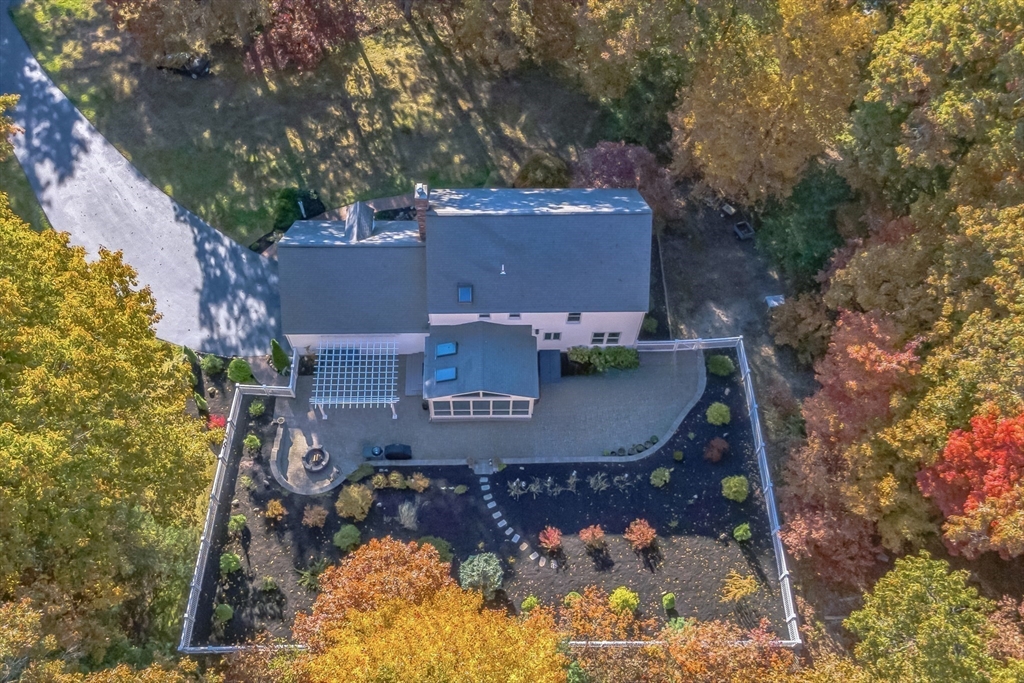 10 Daniels Road Mendon, MA 01756 - Photo 33 of 34 Gallery Image 33