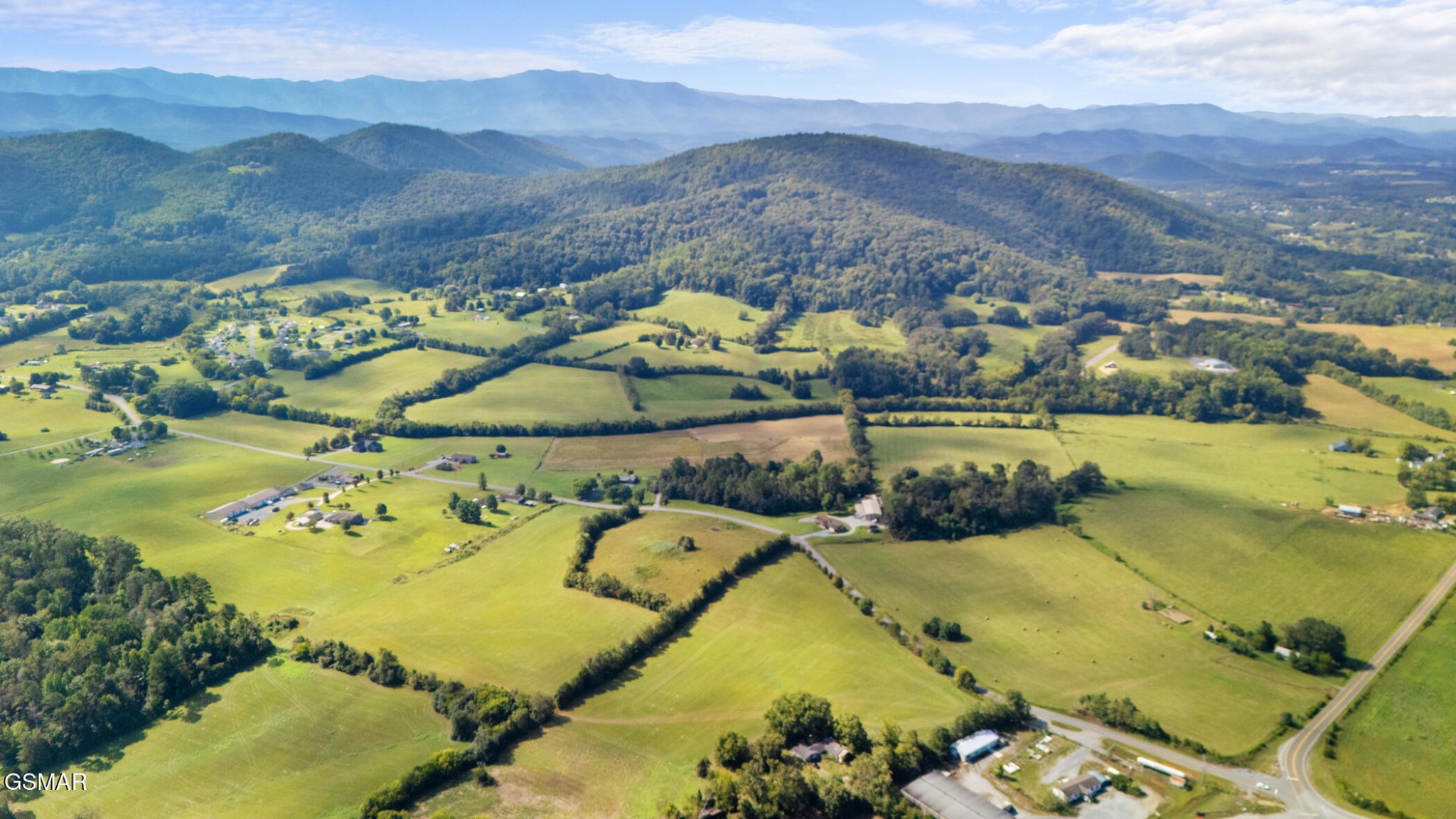 1 Thomas Cross Road Sevierville, TN 37876 - Photo 3 of 12 Gallery Image 3