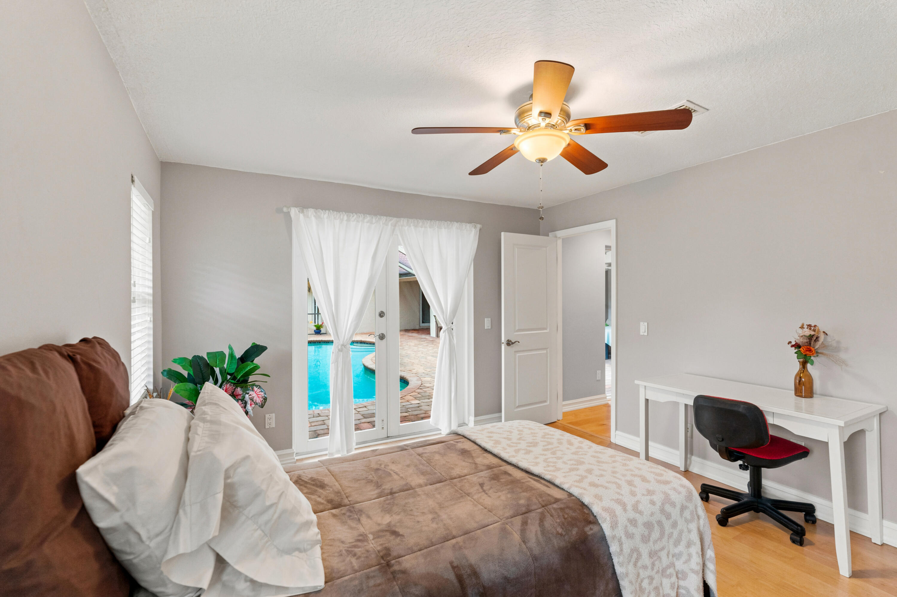 22829 Horseshoe Way Boca Raton, FL 33428 - Photo 43 of 67 DSC06988