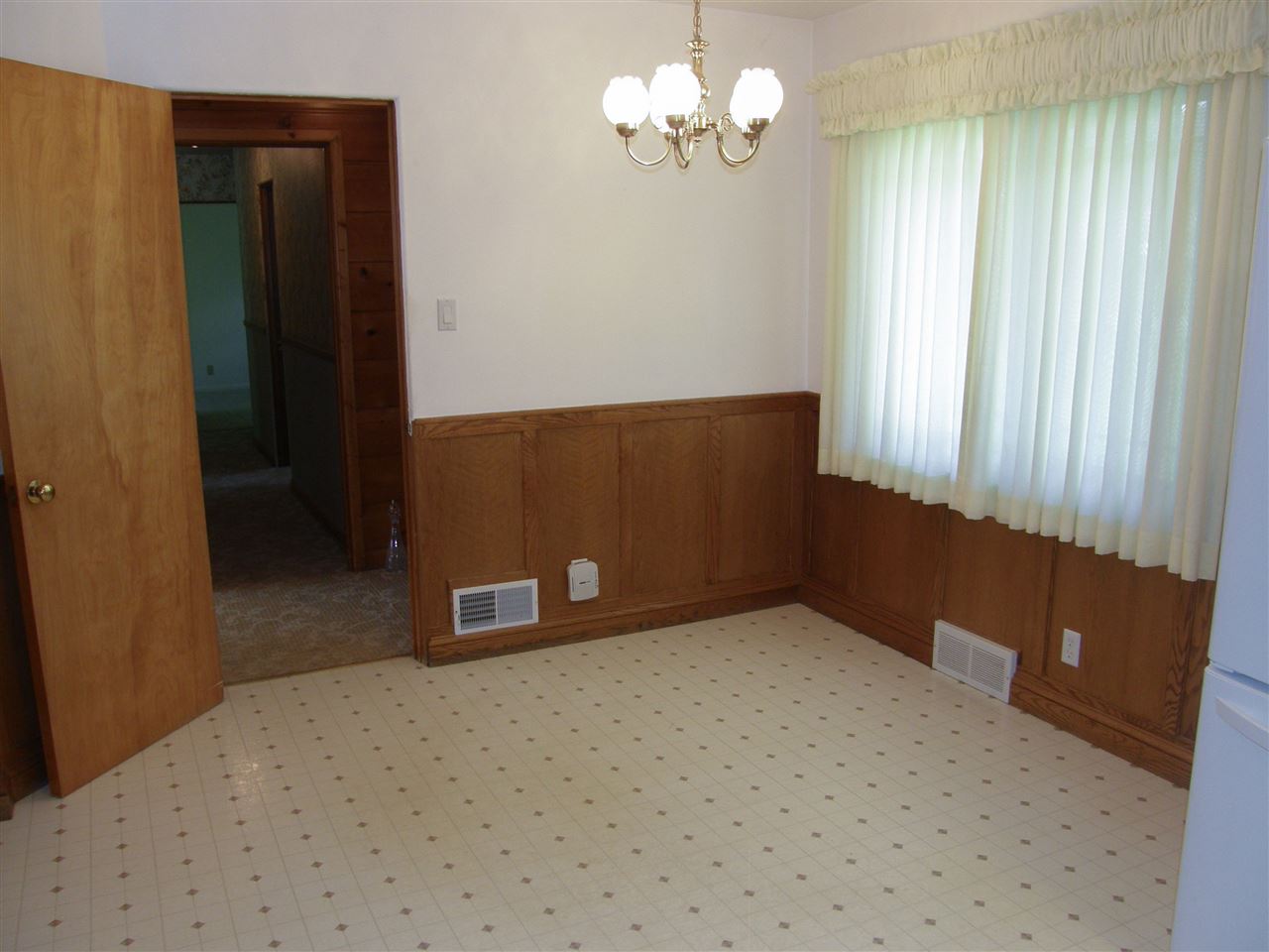 3209 Luce Road Flushing, MI 48433 - Photo 12 of 28 31390378-11.JPG