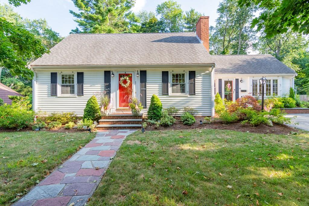 92 Norfolk Road Braintree, MA 02184 - Photo 1 of 33 Gallery Image 1