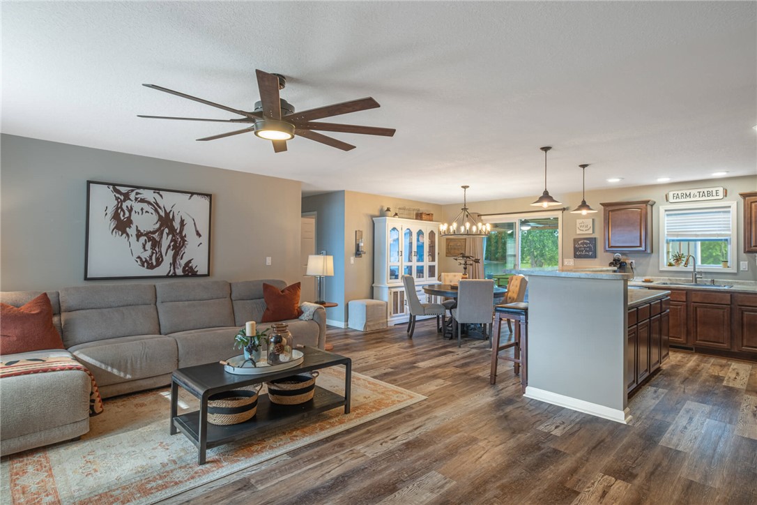 9931 North Bunnell Hill Road Springboro, OH 45066 - Photo 5 of 24