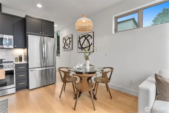 $685,000 | 3205 B 37th Place South, Seattle, WA 98144