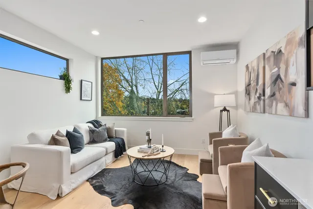 $685,000 | 3205 B 37th Place South, Seattle, WA 98144